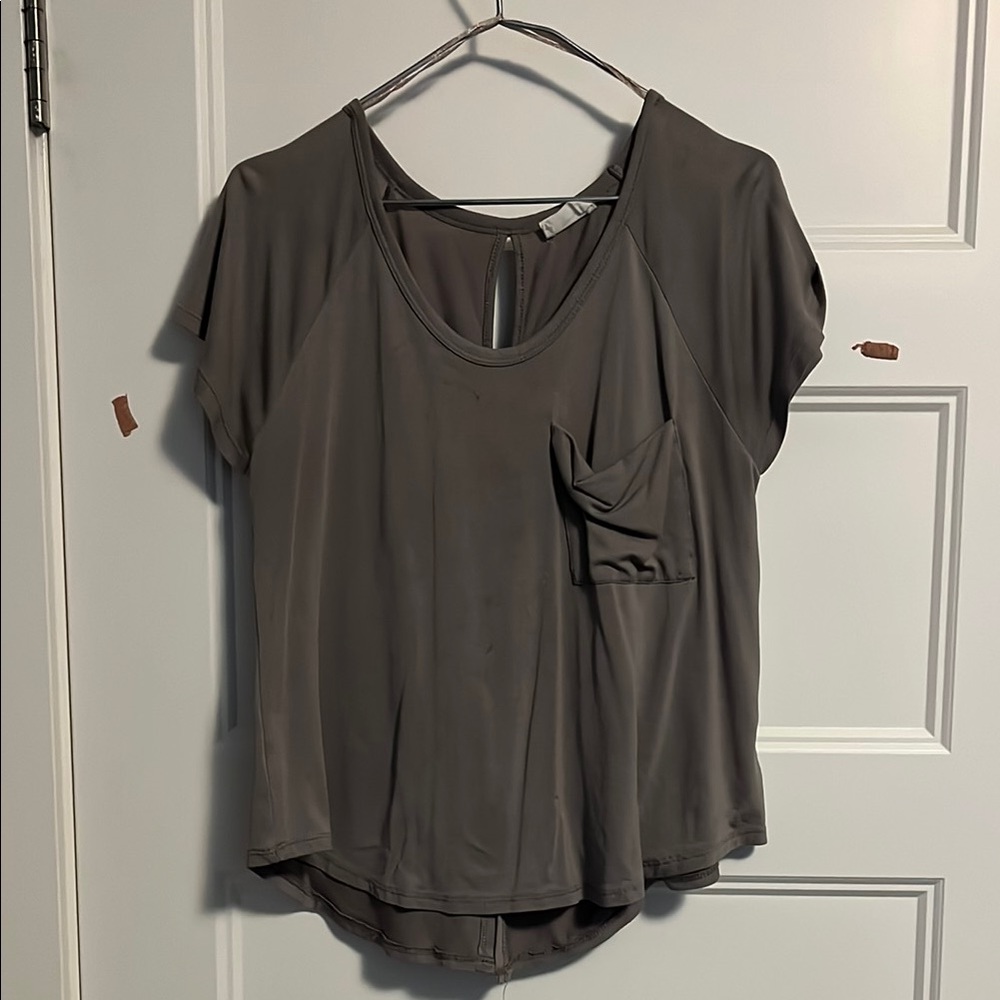 Women's Gray Short Sleeve Top